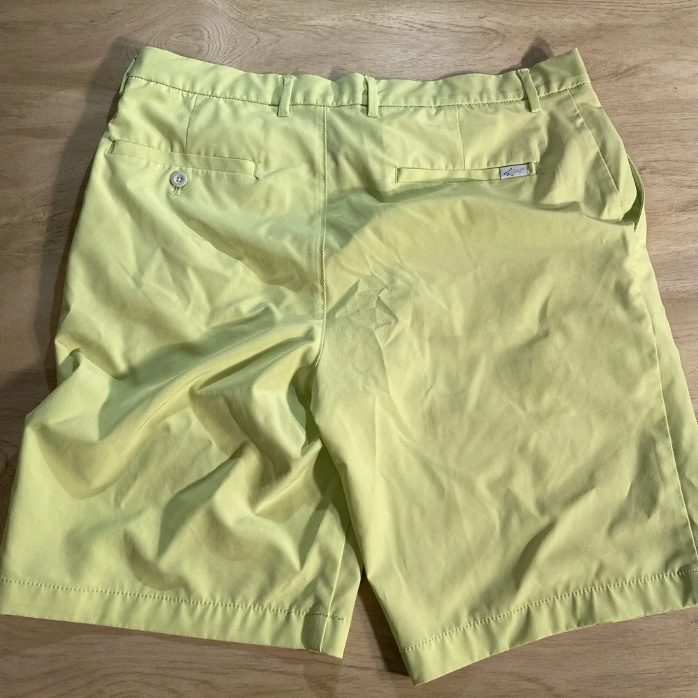 Set Of 2 Stretch Golf Shorts Men's 34 Nike Dry-Fit Khaki, Greg Norman Lime Green